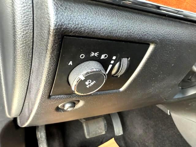 Jeep Grand Cherokee Overland 4WD 2011