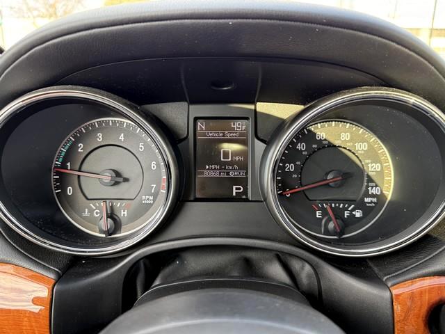 Jeep Grand Cherokee Overland 4WD 2011