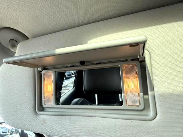 Jeep Grand Cherokee Overland 4WD 2011