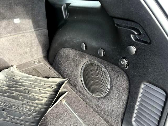 Jeep Grand Cherokee Overland 4WD 2011