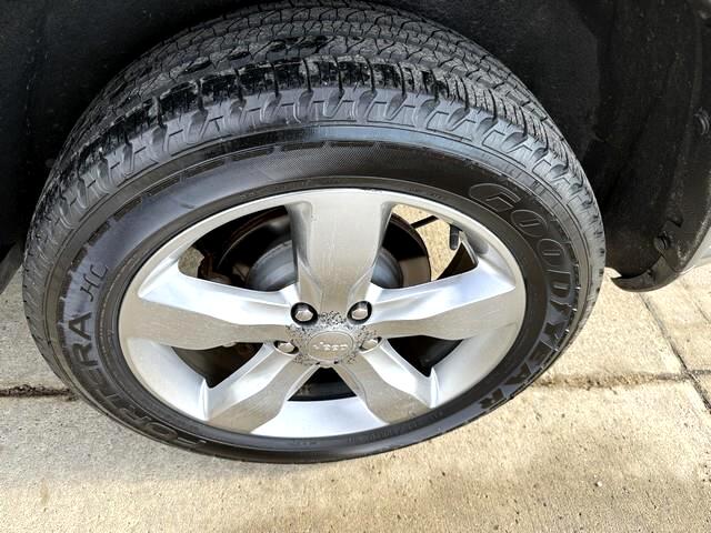 Jeep Grand Cherokee Overland 4WD 2011