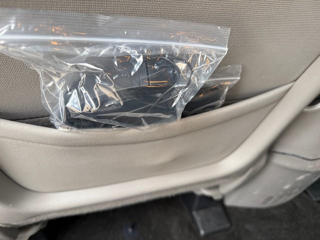 Honda Pilot EX-L 4WD 5-Spd AT with Navigation 2012