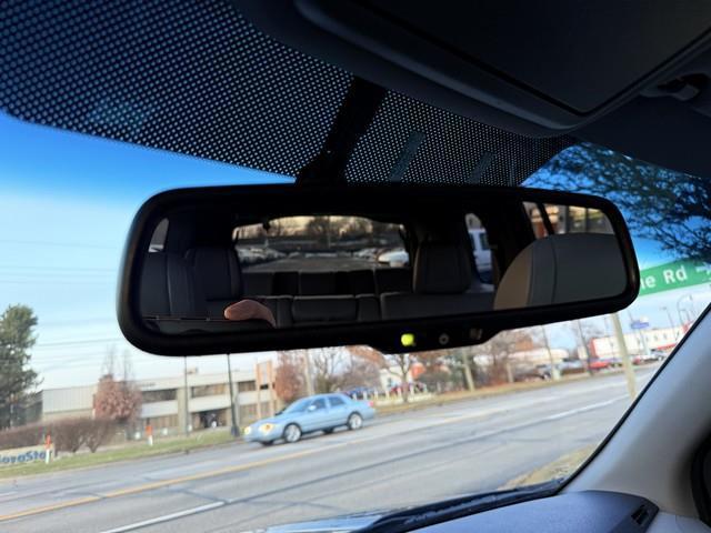 Honda Pilot EX-L 4WD 5-Spd AT with Navigation 2012