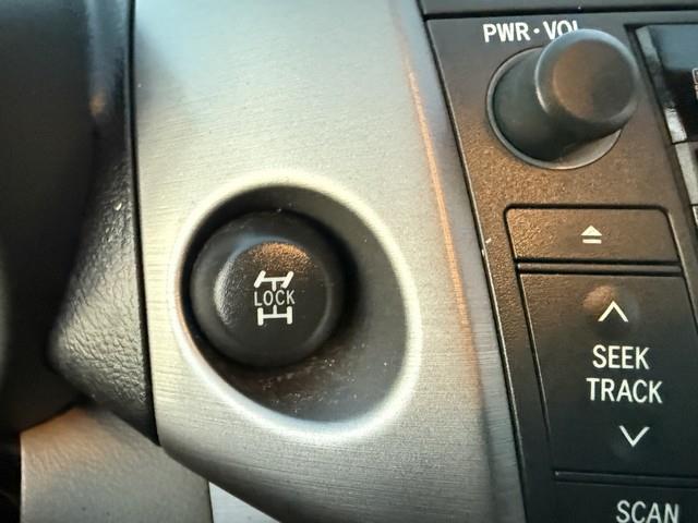 Toyota RAV4 Limited V6 4WD 2008