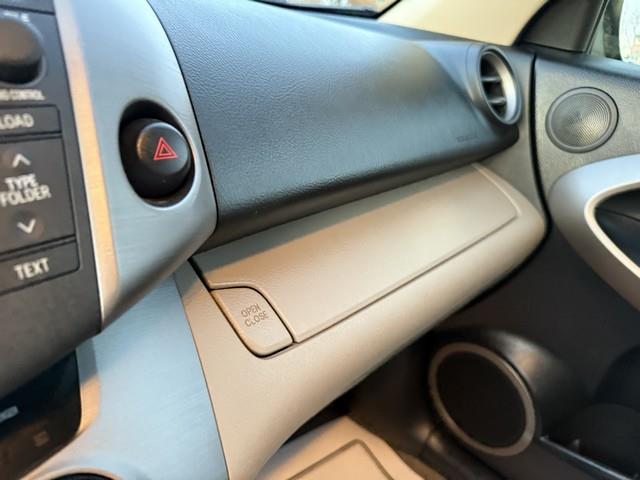 Toyota RAV4 Limited V6 4WD 2008