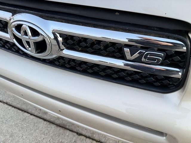 Toyota RAV4 Limited V6 4WD 2008