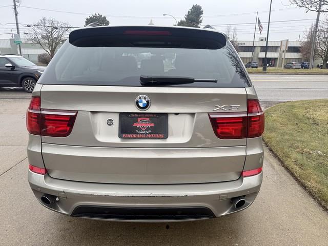 BMW X5 xDrive35i 2011