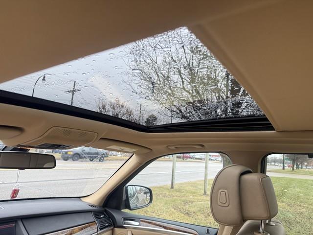 BMW X5 xDrive35i 2011