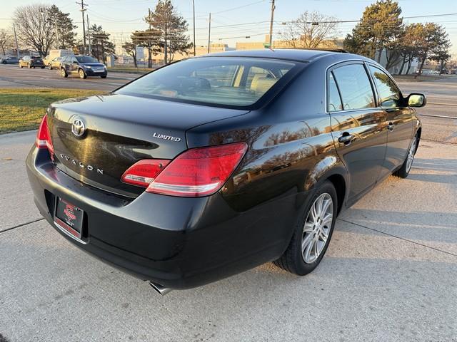 Toyota Avalon Limited 2005