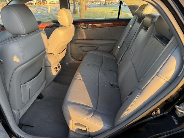 Toyota Avalon Limited 2005