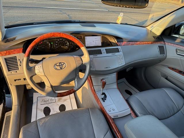 Toyota Avalon Limited 2005
