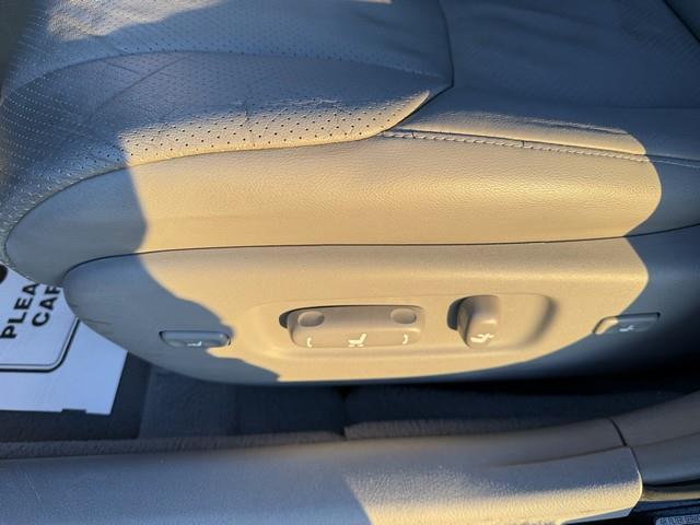 Toyota Avalon Limited 2005