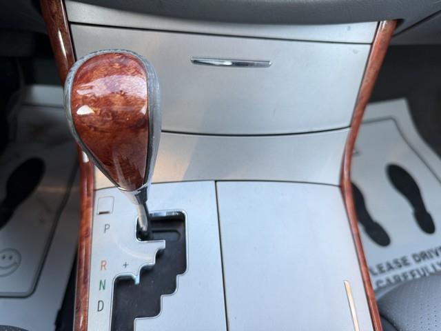 Toyota Avalon Limited 2005