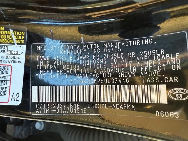 Toyota Avalon Limited 2005