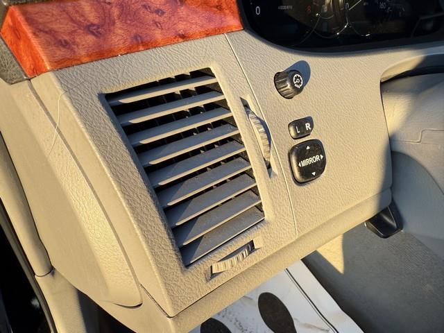 Toyota Avalon Limited 2005