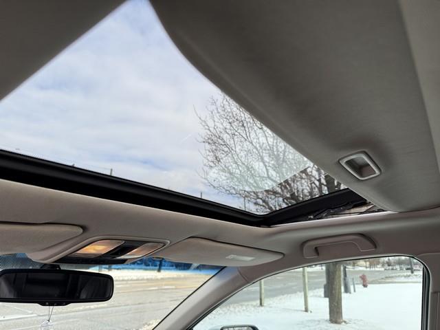 Acura RDX 5-Spd AT with Technology Package 2011