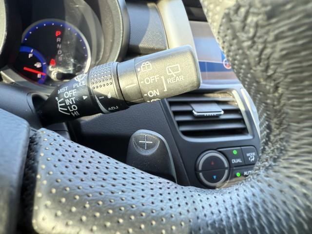 Acura RDX 5-Spd AT with Technology Package 2011