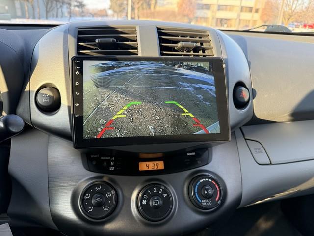 Toyota RAV4 Base I4 4WD 2011