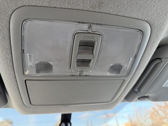 Toyota RAV4 Base I4 4WD 2011