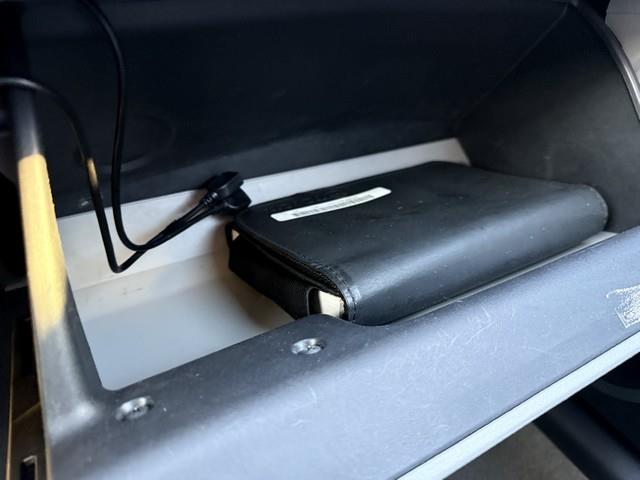 Toyota RAV4 Base I4 4WD 2011