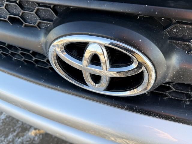 Toyota RAV4 Base I4 4WD 2011