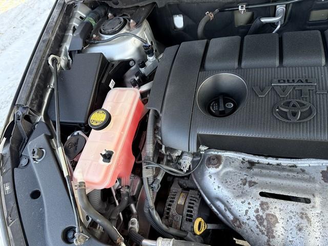 Toyota RAV4 Base I4 4WD 2011