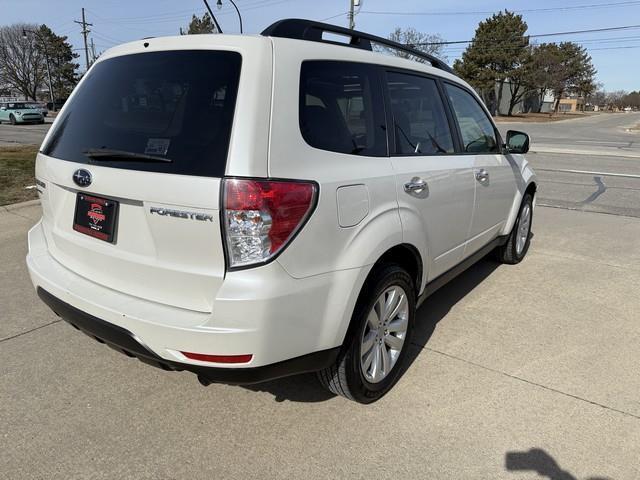 Subaru Forester 2.5X Premium 2012