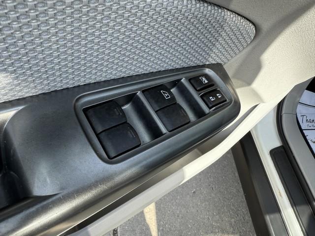 Subaru Forester 2.5X Premium 2012