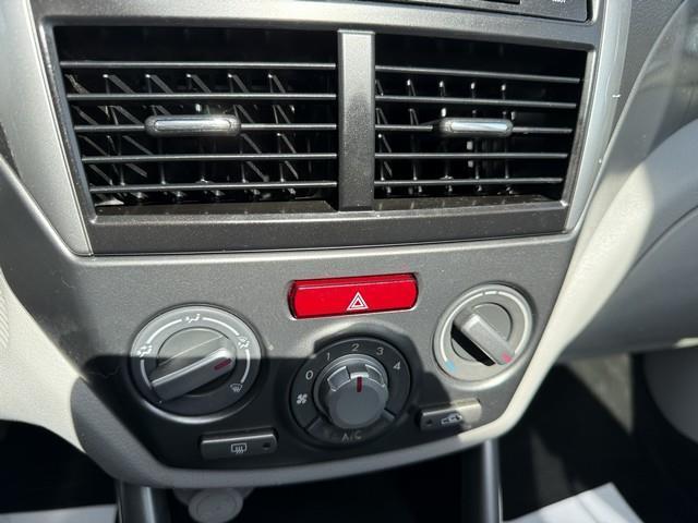 Subaru Forester 2.5X Premium 2012