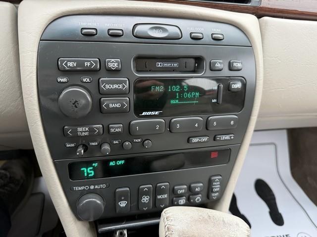 1997 Cadillac Seville SLS - Photo 25