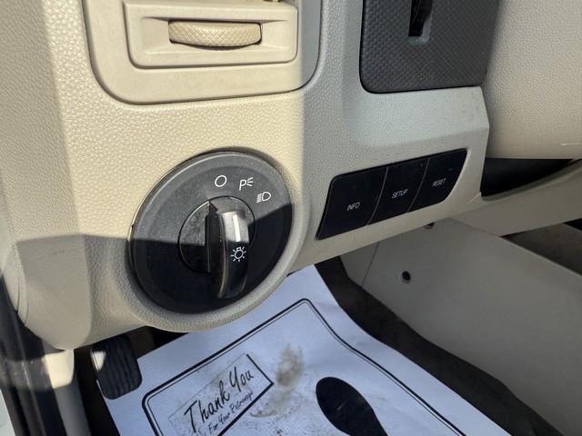 Ford Escape XLS FWD 2012