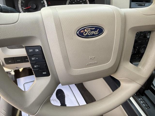 Ford Escape XLS FWD 2012