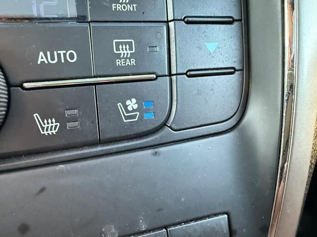 Jeep Grand Cherokee Overland 4WD 2013