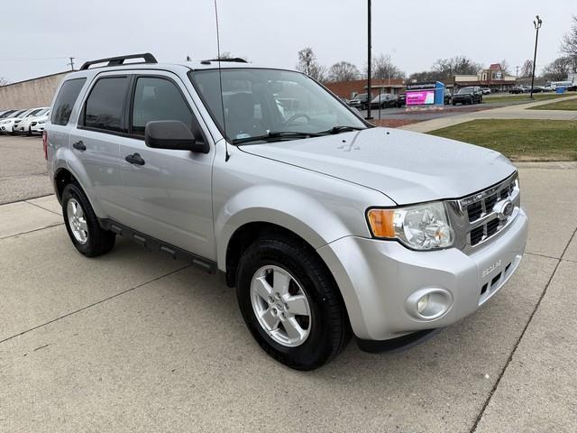 Ford Escape XLT FWD 2012