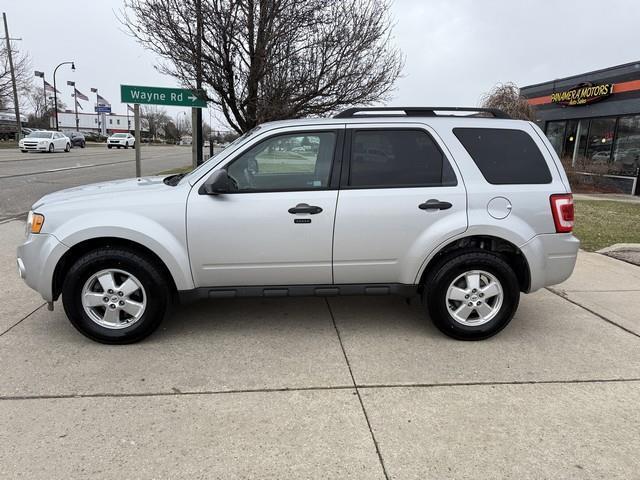 Ford Escape XLT FWD 2012