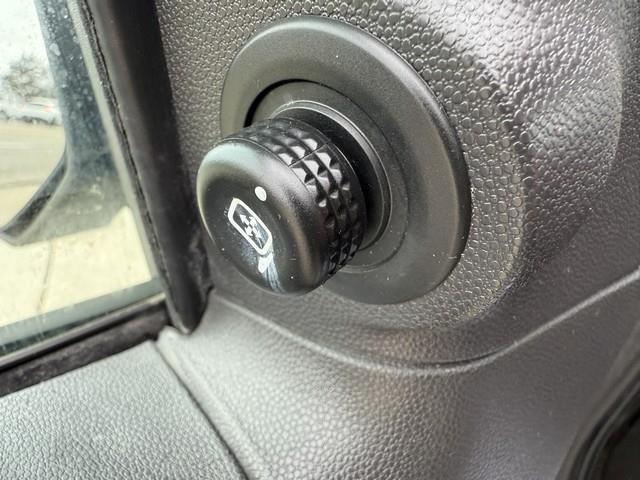 Ford Escape XLT FWD 2012