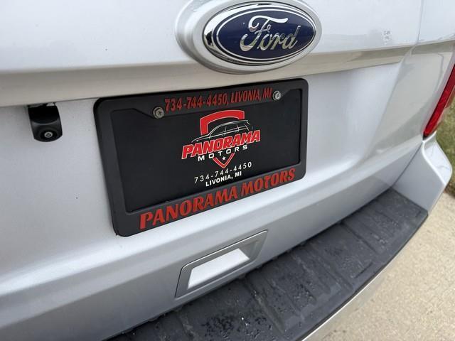 Ford Escape XLT FWD 2012