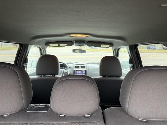 Ford Escape XLT FWD 2012