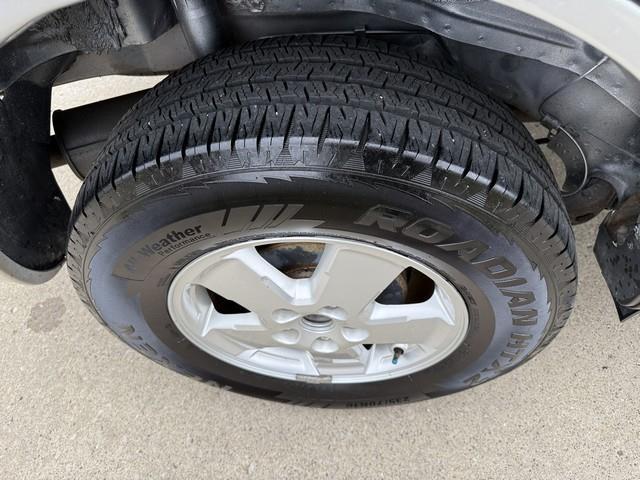 Ford Escape XLT FWD 2012