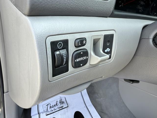 Toyota Corolla LE 2007