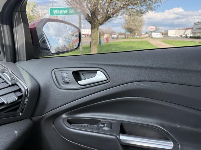 Ford Escape SEL 4WD 2018