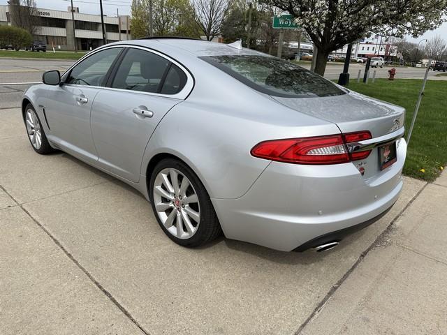 Jaguar XF-Series XF 3.0L V6 SC AWD 2014