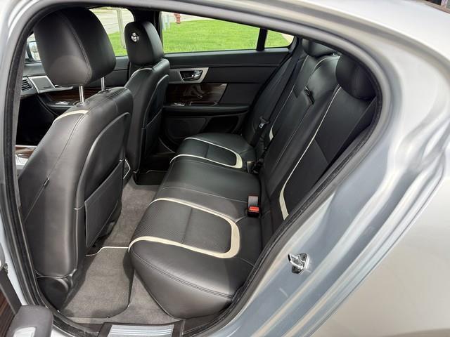 Jaguar XF-Series XF 3.0L V6 SC AWD 2014