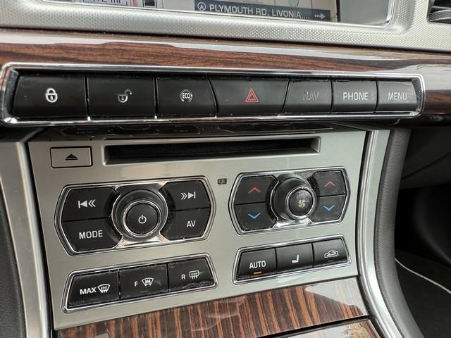 Jaguar XF-Series XF 3.0L V6 SC AWD 2014