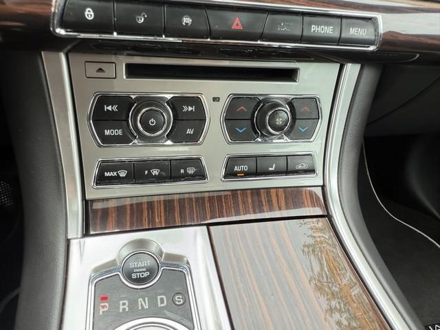 Jaguar XF-Series XF 3.0L V6 SC AWD 2014