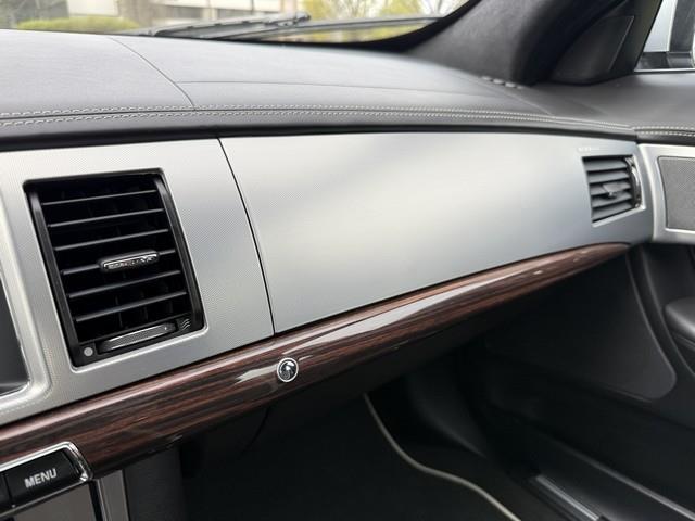 Jaguar XF-Series XF 3.0L V6 SC AWD 2014