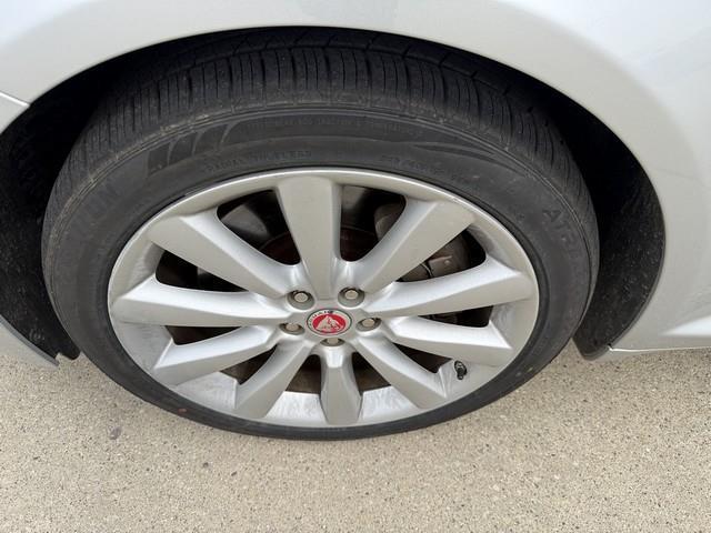 Jaguar XF-Series XF 3.0L V6 SC AWD 2014