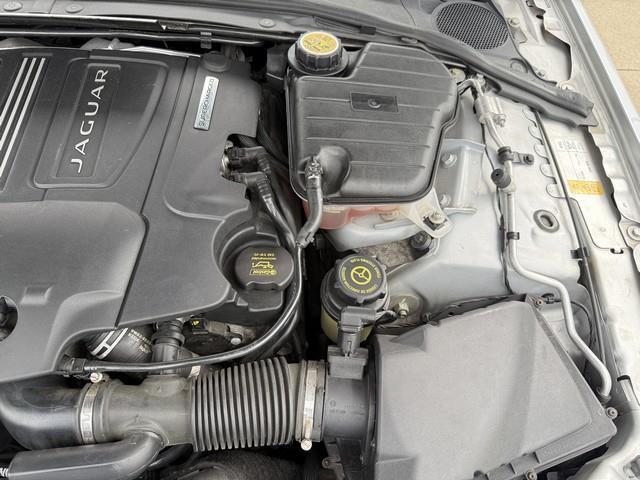 Jaguar XF-Series XF 3.0L V6 SC AWD 2014