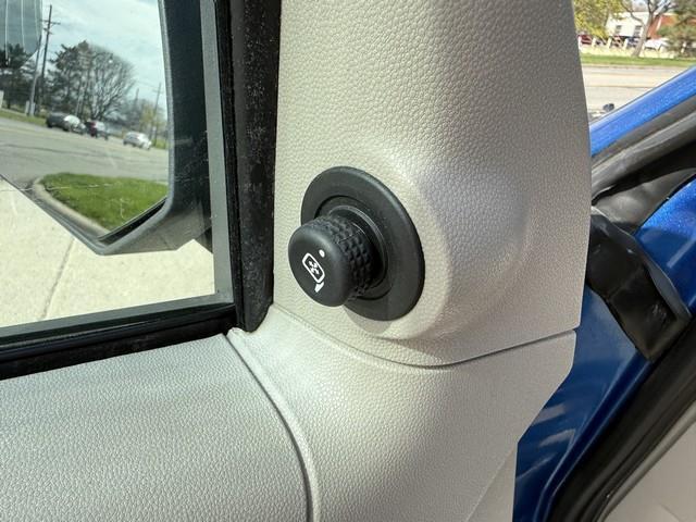 Ford Escape XLT FWD 2012