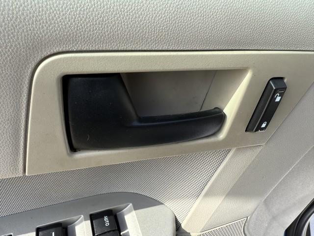 Ford Escape XLT FWD 2012